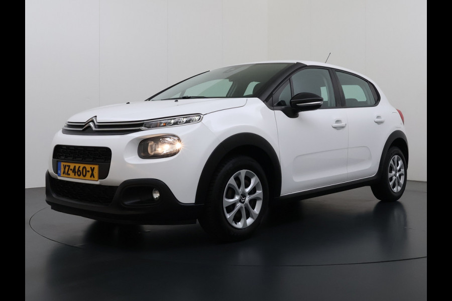 Citroën C3 1.2 Navi Apple Carplay Android MirrorLink PDC Connect LMv Ecc Cruise Elektr.Spiegels+Verwarmd SpoorAssist Regensensor Feel Tel.  Lane Assist S&S Tech Feel Distributie bij 89.194 km vervangen! Slechts 40 euro per maand wegenbelasting 4 Seizoens-banden Orig. Nederlandse auto EURO6 1e Eigenaar (lease)