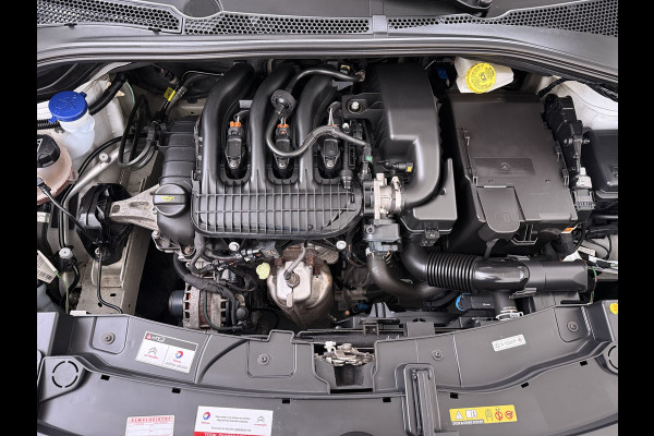 Citroën C3 1.2 Navi Apple Carplay Android MirrorLink PDC Connect LMv Ecc Cruise Elektr.Spiegels+Verwarmd SpoorAssist Regensensor Feel Tel.  Lane Assist S&S Tech Feel Distributie bij 89.194 km vervangen! Slechts 40 euro per maand wegenbelasting 4 Seizoens-banden Orig. Nederlandse auto EURO6 1e Eigenaar (lease)