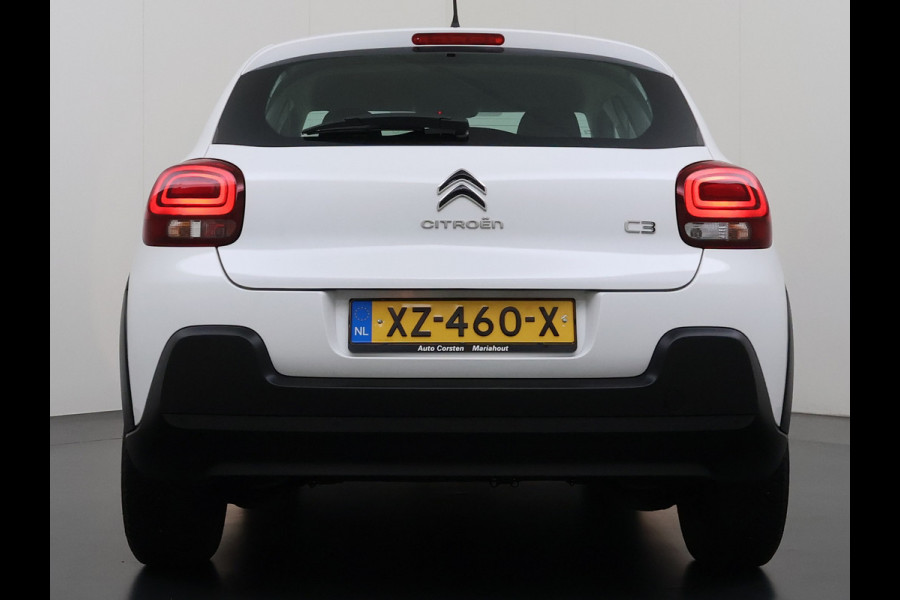 Citroën C3 1.2 Navi Apple Carplay Android MirrorLink PDC Connect LMv Ecc Cruise Elektr.Spiegels+Verwarmd SpoorAssist Regensensor Feel Tel.  Lane Assist S&S Tech Feel Distributie bij 89.194 km vervangen! Slechts 40 euro per maand wegenbelasting 4 Seizoens-banden Orig. Nederlandse auto EURO6 1e Eigenaar (lease)