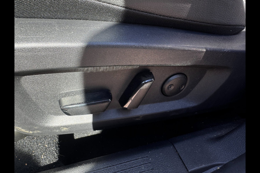 Nissan QASHQAI 1.3 MHEV Xtronic Tekna | Trekhaak | Pano | Camera 360 | Winter Pack | HUD | Adaptive Cruise |