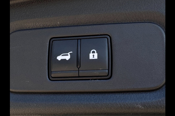 Nissan QASHQAI 1.3 MHEV Xtronic Tekna | Trekhaak | Pano | Camera 360 | Winter Pack | HUD | Adaptive Cruise |