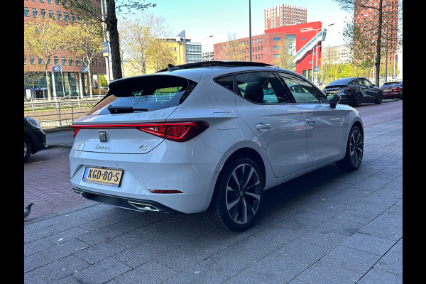 Seat Leon 1.4 TSI eHybrid PHEV FR Virtual Pano Sfeerverlichting