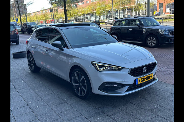 Seat Leon 1.4 TSI eHybrid PHEV FR Virtual Pano Sfeerverlichting