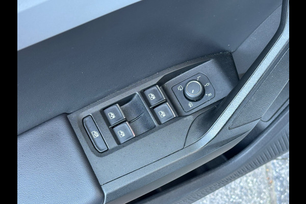 Seat Leon 1.4 TSI eHybrid PHEV FR Virtual Pano Sfeerverlichting