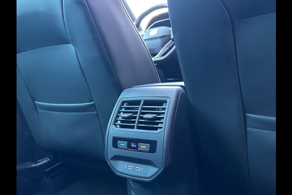 Seat Leon 1.4 TSI eHybrid PHEV FR Virtual Pano Sfeerverlichting