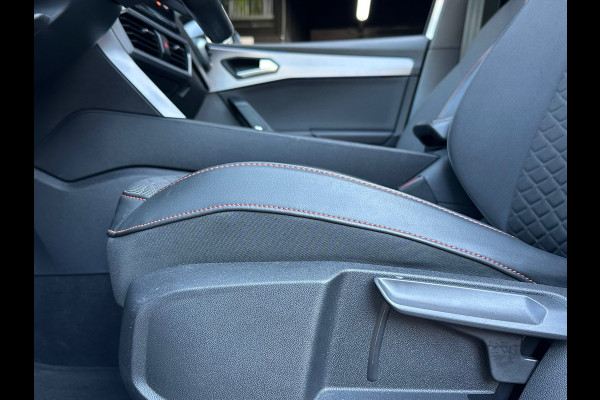 Seat Leon 1.4 TSI eHybrid PHEV FR Virtual Pano Sfeerverlichting