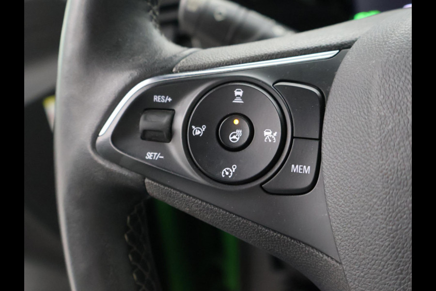 Opel Mokka-e ULTIMATE 50 KWH TWO TONE 94% SOH + LEDER/ALCANTARA | STOEL/STUURVERW. | 18 INCH | MATCHA GREEN