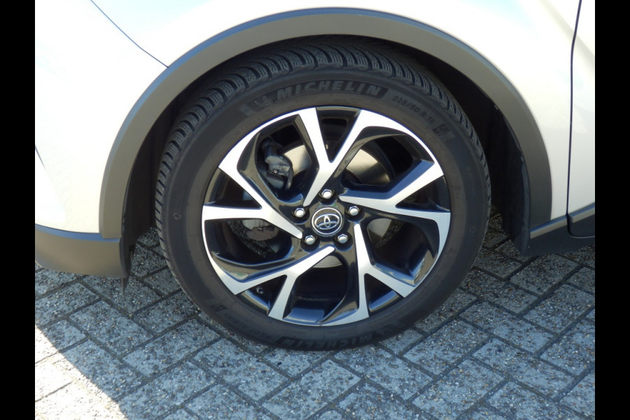 Toyota C-HR 1.8 Hybide Dyn. Sport I zeer nette auto I