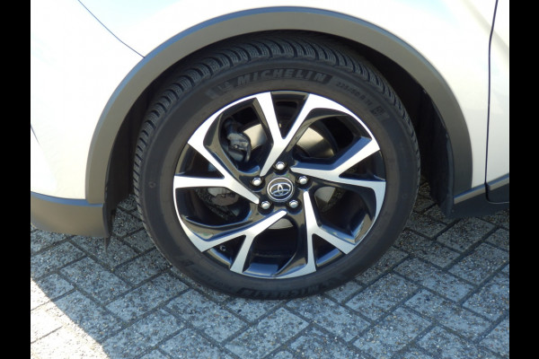 Toyota C-HR 1.8 Hybide Dyn. Sport I zeer nette auto I