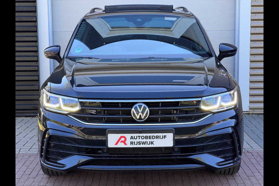 Volkswagen Tiguan 1.5 TSI R-Line Pano/Trekhaak/360/Sfeer