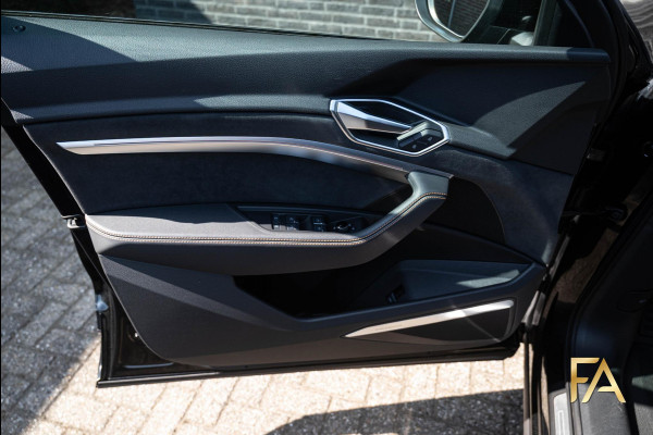 Audi e-tron 50 quattro S Line Black Edition 71 Kwh
