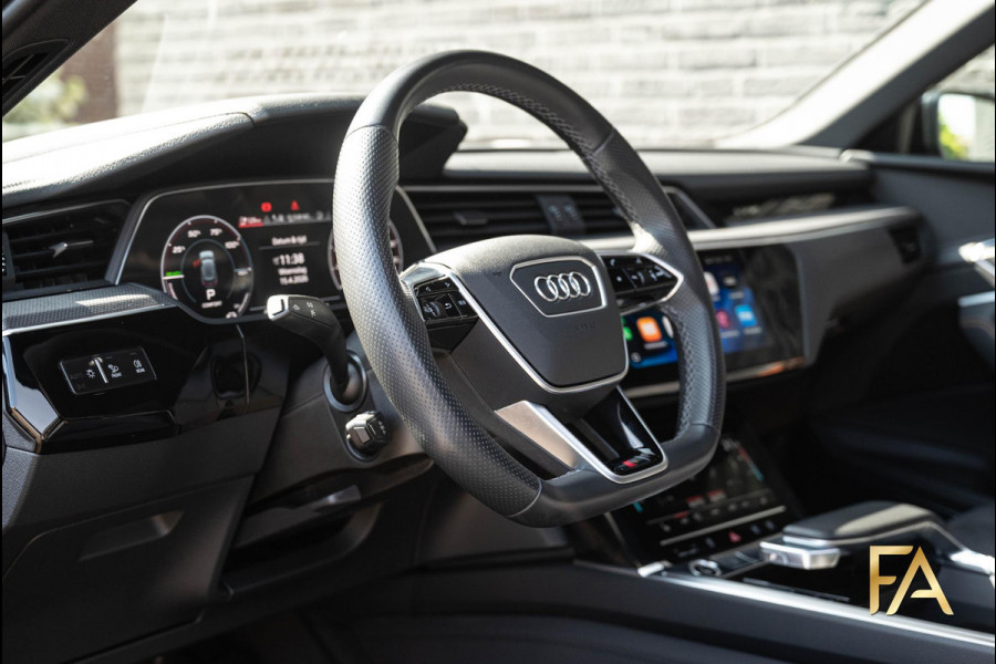 Audi e-tron 50 quattro S Line Black Edition 71 Kwh