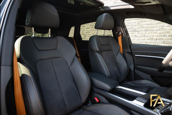 Audi e-tron 50 quattro S Line Black Edition 71 Kwh