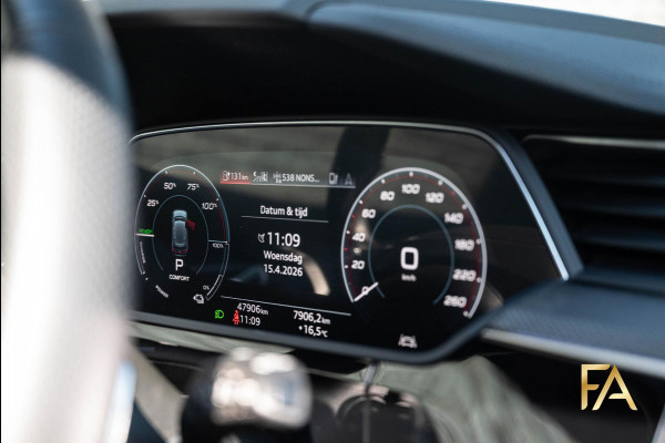 Audi e-tron 50 quattro S Line Black Edition 71 Kwh