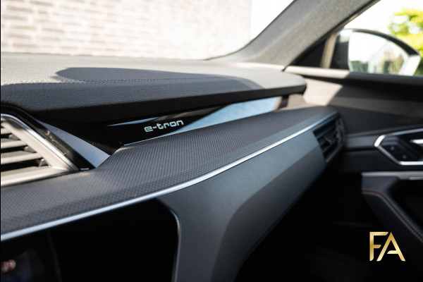 Audi e-tron 50 quattro S Line Black Edition 71 Kwh