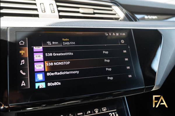 Audi e-tron 50 quattro S Line Black Edition 71 Kwh