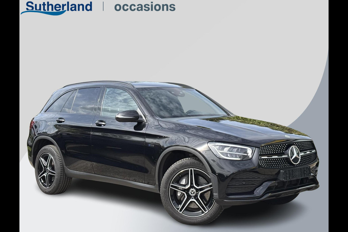 Mercedes-Benz GLC 300e 4MATIC AMG Line | Elektrisch verstelbare stoelen met geheugen | Stoelverwarming | Achteruitrijcamera