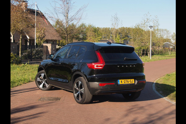 Volvo XC40 Recharge P8 AWD R-Design | SOH 95% | Apple Carplay | Parkeersensoren | Stoel-/Stuurverwarming | Cruise Control | NL-Auto |