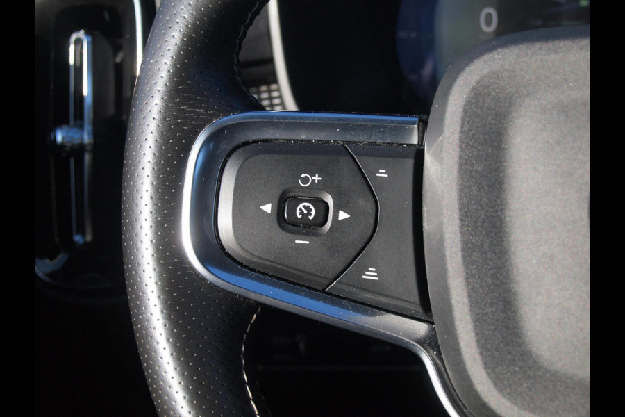 Volvo XC40 Recharge P8 AWD R-Design | SOH 95% | Apple Carplay | Parkeersensoren | Stoel-/Stuurverwarming | Cruise Control | NL-Auto |