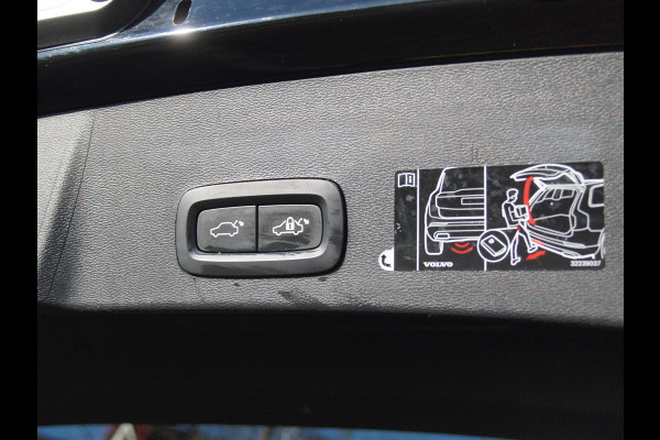 Volvo XC40 Recharge P8 AWD R-Design | SOH 95% | Apple Carplay | Parkeersensoren | Stoel-/Stuurverwarming | Cruise Control | NL-Auto |