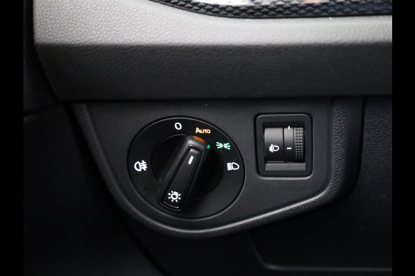 Volkswagen Polo 1.0 TSI Life Edition 95pk 5bak| digital display| Airco| el. inklap spiegels| 15'LM-velgen