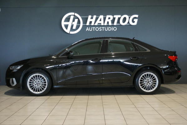 Audi A3 Limousine 30 TFSI Business edition + STOELVERWARMING / KEYLESS