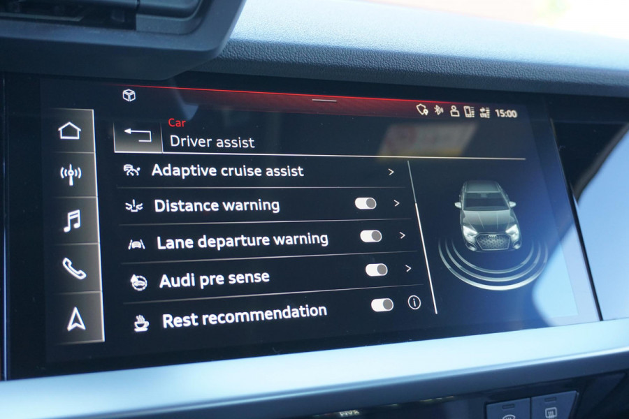 Audi A3 Limousine 30 TFSI Business edition + STOELVERWARMING / KEYLESS