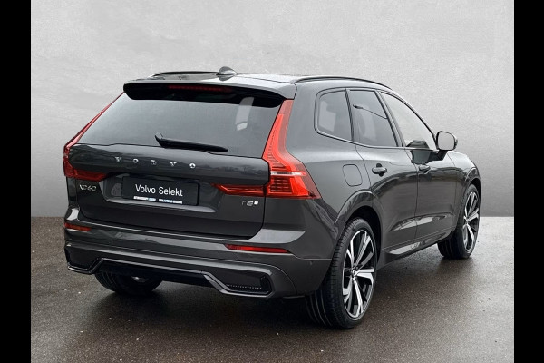 Volvo XC60 2.0 T8 Plug-in hybrid AWD Plus Dark (335kW/455PK) LUCHTV, PANO, ACC, HuD, 21-inch LMV ** Ex VOLVO - 26k Onder NP ** ** INFORMEER OOK NAAR ONZE AANTREKKELIJKE FINANCIAL-LEASE TARIEVEN **