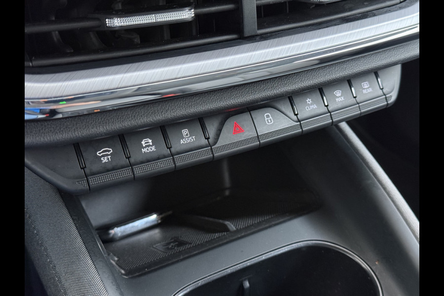 Škoda ENYAQ iV 80 82kwh 204PK Soh 96% Camera 1/2 Leer Apple Carplay Android Warmtepomp First Edition Navi 3-Zone-Ecc 19"lm PDC-a+v Adaptive-Cru Lane-Assist Luxus E-Call Stuurverwarming Led Isofix Keyless-Go DAB Rijstrooksensor Origineel Nederlandse Auto Nieuwprijs €  53.000,-