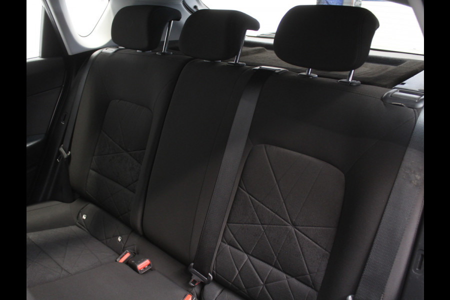 Hyundai Bayon 1.0 T-GDI MHEV Comfort CAMERA | CARPLAY | CRUISE | AIRCO | AUTOMAAT | LMV16 | PDCA | DAB | LED