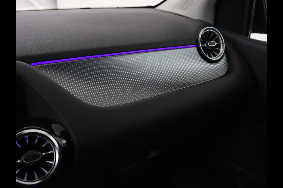 Mercedes-Benz B-Klasse 250e Urban Night | SOH 92% | Adaptive cruise | Stoelverwarming | Camera | Carplay | Sfeerverlichting | Half leder | Full LED | Widescreen | Park Assist | Navigatie | PHEV | Plug In