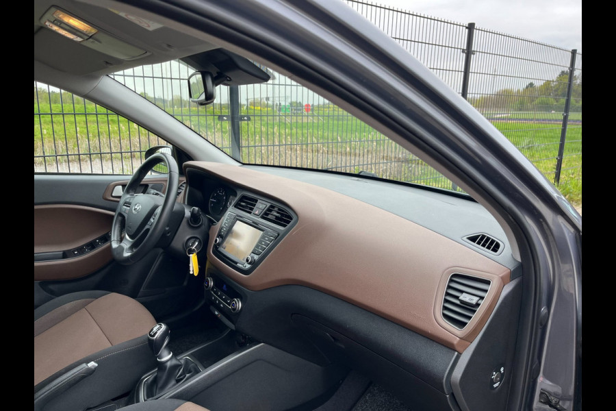 Hyundai i20 1.0 T-GDI Comfort | PDC | Camera | Navi |