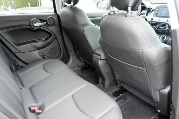 Fiat 500X 1.5 Hybrid Sport / INCL. 12mnd BOVAG / Apple-Carplay / Navi