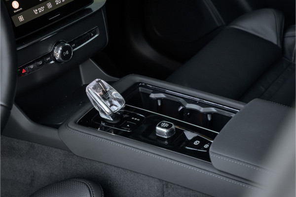 Volvo XC90 T8 Plug-in hybrid AWD Ultra Black Ed. Luchtvering-Trekhaak-Pano