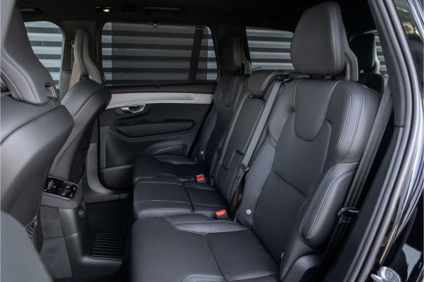 Volvo XC90 T8 Plug-in hybrid AWD Ultra Black Ed. Luchtvering-Trekhaak-Pano