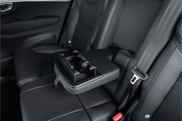Volvo XC90 T8 Plug-in hybrid AWD Ultra Black Ed. Luchtvering-Trekhaak-Pano