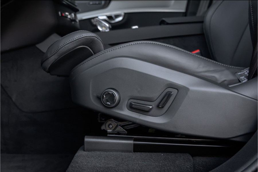 Volvo XC90 T8 Plug-in hybrid AWD Ultra Black Ed. Luchtvering-Trekhaak-Pano
