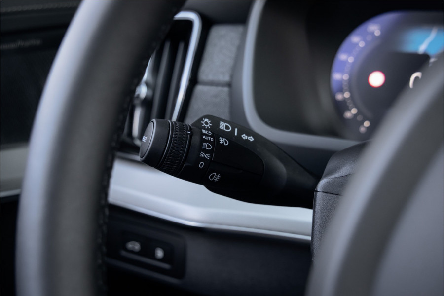 Volvo XC90 T8 Plug-in hybrid AWD Ultra Black Ed. Luchtvering-Trekhaak-Pano