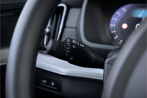 Volvo XC90 T8 Plug-in hybrid AWD Ultra Black Ed. Luchtvering-Trekhaak-Pano