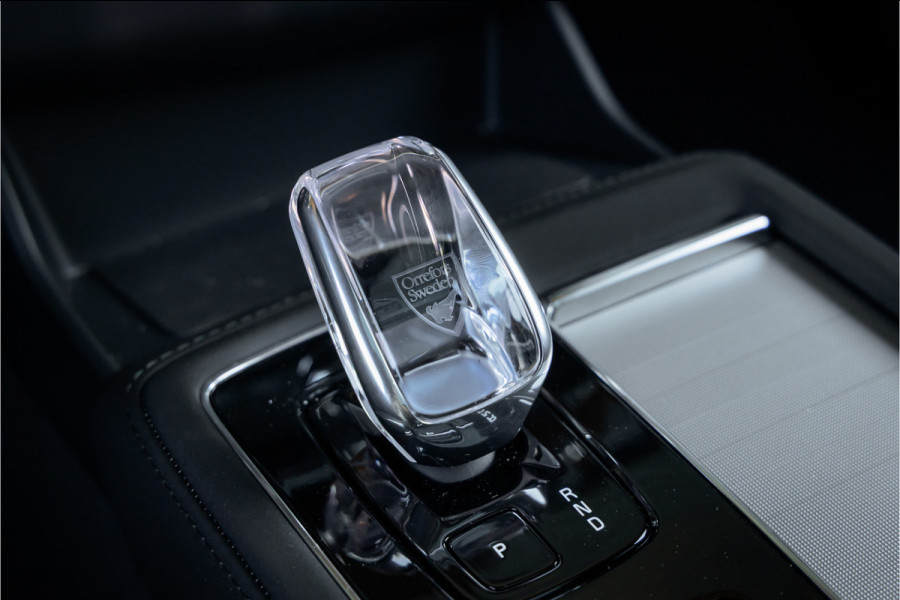 Volvo XC90 T8 Plug-in hybrid AWD Ultra Black Ed. Luchtvering-Trekhaak-Pano