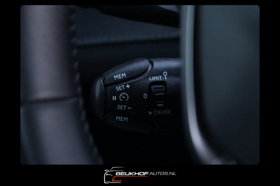 Peugeot e-2008 EV Allure Pack 50 kWh Carplay Navi Cam Soh92%