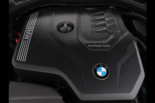 BMW 3 Serie 318i | Leder | Adaptive cruise | Stoelverwarming | Memory | Live Cockpit | Sportstoelen | Carplay | Keyless | Trekhaak | Parkeerhulp | Climate control | Full LED | Origineel NL