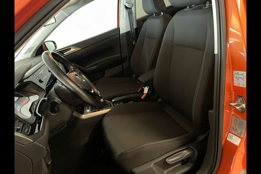 Volkswagen Polo 1.0 TSI Comfortline Business AIRCO NAVI CRUISE KEYLESS START VELGEN ALL SEASON MET LAK PRIVACYGLAS NETTE AUTO