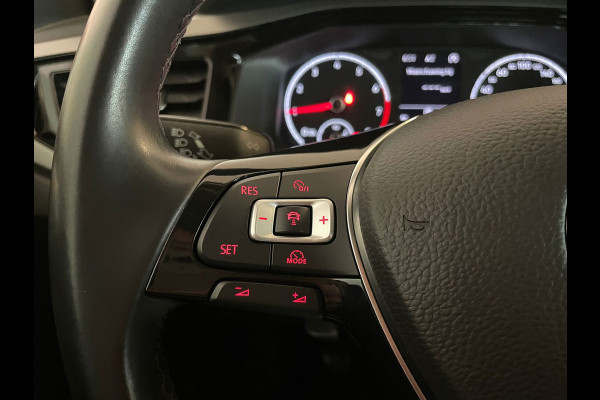 Volkswagen Polo 1.0 TSI Comfortline Business AIRCO NAVI CRUISE KEYLESS START VELGEN ALL SEASON MET LAK PRIVACYGLAS NETTE AUTO