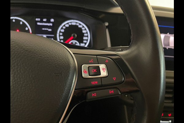 Volkswagen Polo 1.0 TSI Comfortline Business AIRCO NAVI CRUISE KEYLESS START VELGEN ALL SEASON MET LAK PRIVACYGLAS NETTE AUTO