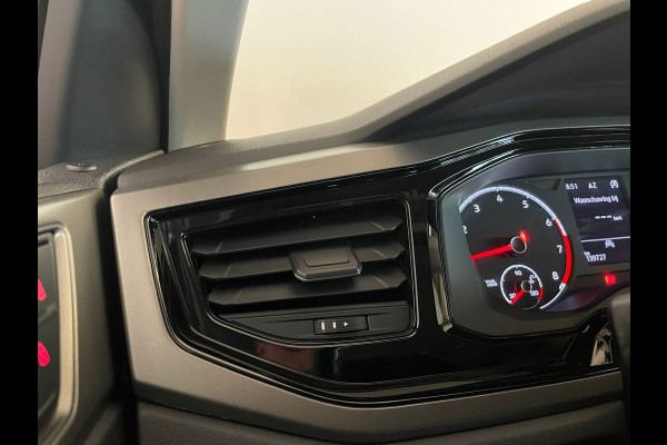 Volkswagen Polo 1.0 TSI Comfortline Business AIRCO NAVI CRUISE KEYLESS START VELGEN ALL SEASON MET LAK PRIVACYGLAS NETTE AUTO