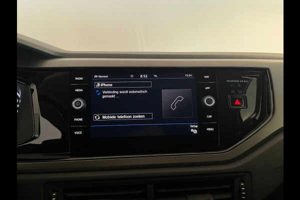 Volkswagen Polo 1.0 TSI Comfortline Business AIRCO NAVI CRUISE KEYLESS START VELGEN ALL SEASON MET LAK PRIVACYGLAS NETTE AUTO