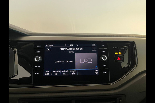 Volkswagen Polo 1.0 TSI Comfortline Business AIRCO NAVI CRUISE KEYLESS START VELGEN ALL SEASON MET LAK PRIVACYGLAS NETTE AUTO