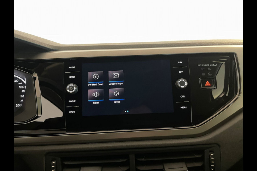 Volkswagen Polo 1.0 TSI Comfortline Business AIRCO NAVI CRUISE KEYLESS START VELGEN ALL SEASON MET LAK PRIVACYGLAS NETTE AUTO