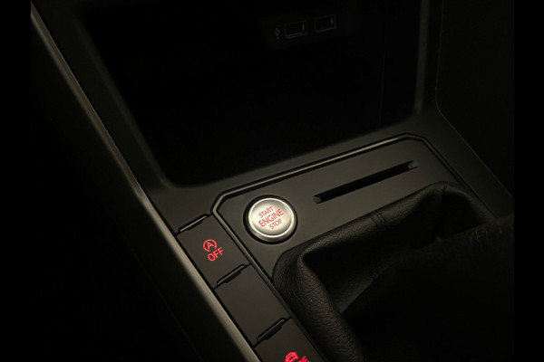 Volkswagen Polo 1.0 TSI Comfortline Business AIRCO NAVI CRUISE KEYLESS START VELGEN ALL SEASON MET LAK PRIVACYGLAS NETTE AUTO